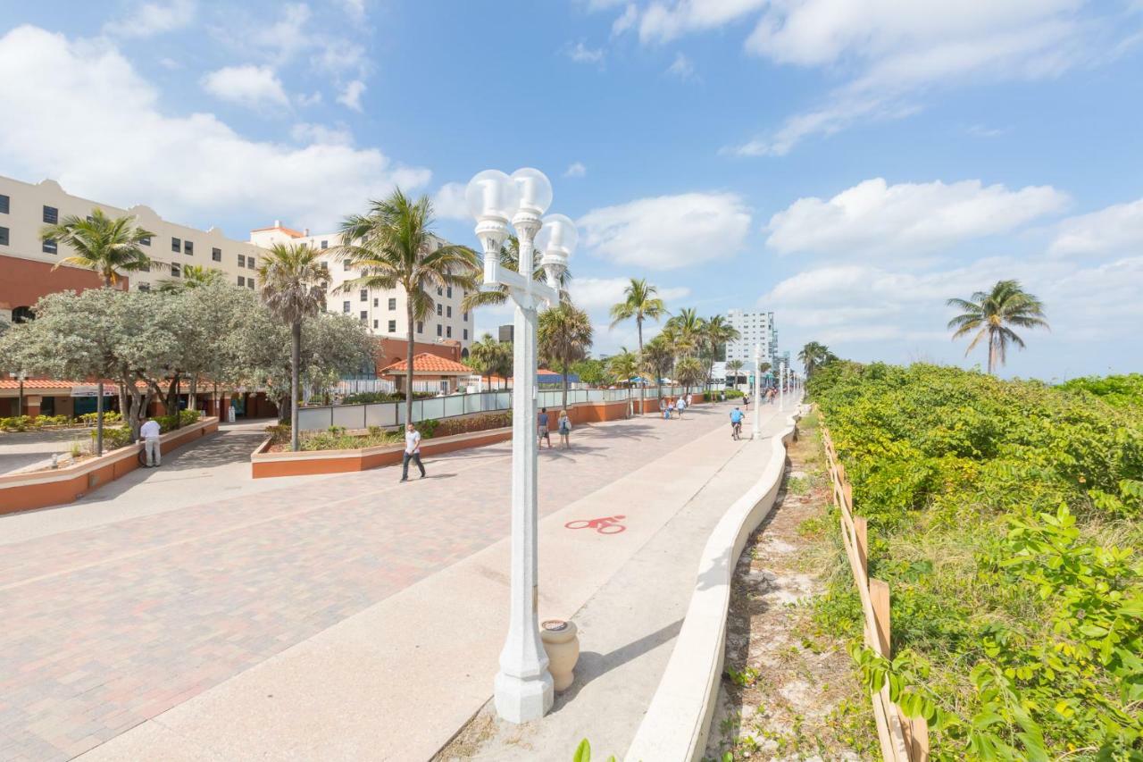 433 Studio Hollywood Beach Dania Beach Buitenkant foto